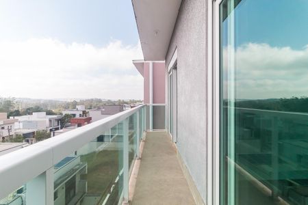 Casa de condomínio para alugar com 250m², 3 quartos e 4 vagasSacada dos Quartos 2 e 3