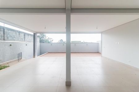 Casa de condomínio para alugar com 250m², 3 quartos e 4 vagasÁrea comum