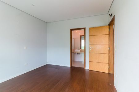 Casa de condomínio para alugar com 250m², 3 quartos e 4 vagasQuarto 1 - Suíte 1