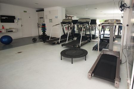 Apartamento à venda com 71m², 3 quartos e 1 vagaÁrea comum - Academia