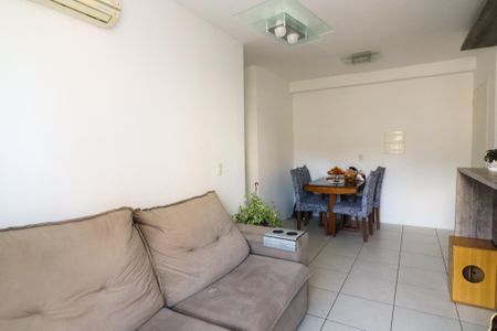 Apartamento à venda com 71m², 3 quartos e 1 vagaSala