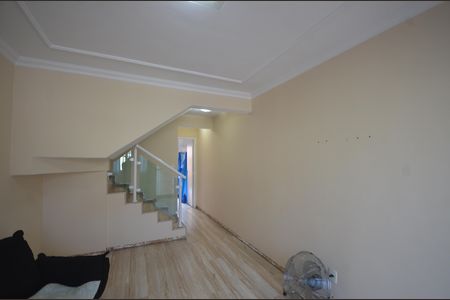 Apartamento para alugar com 65m², 2 quartos e 2 vagasSala