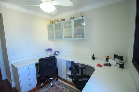 Apartamento à venda com 157m², 3 quartos e 3 vagasQuarto 3