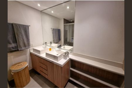 Apartamento à venda com 129m², 3 quartos e 3 vagasFoto 01