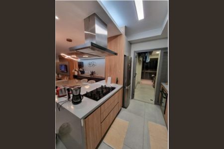 Apartamento à venda com 129m², 3 quartos e 3 vagasFoto 01
