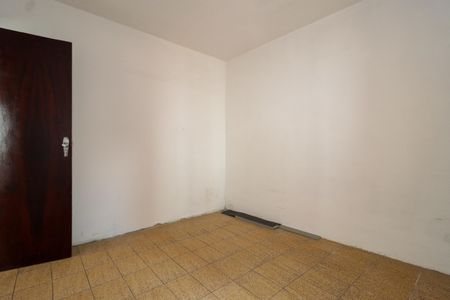 Casa à venda com 102m², 2 quartos e 2 vagasEdícula