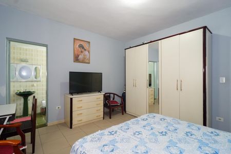 Casa à venda com 102m², 2 quartos e 2 vagasSuíte