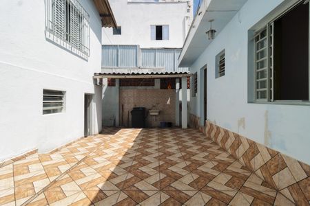 Casa à venda com 102m², 2 quartos e 2 vagasÁrea externa