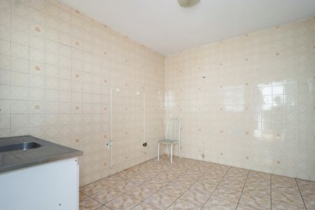 Casa à venda com 102m², 2 quartos e 2 vagasEdícula