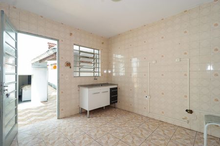 Casa à venda com 102m², 2 quartos e 2 vagasEdícula