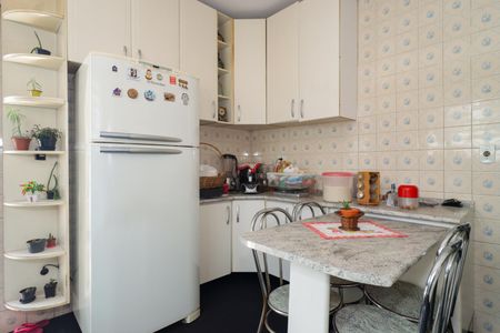 Casa à venda com 102m², 2 quartos e 2 vagasCozinha