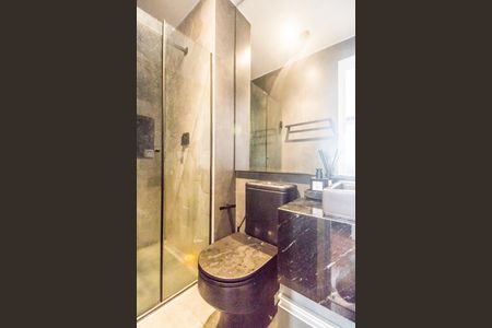 Apartamento à venda com 69m², 2 quartos e 2 vagasBanheiro da Suíte 2