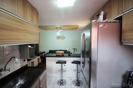 Apartamento à venda com 70m², 2 quartos e 1 vagaCozinha e Área de Serviço