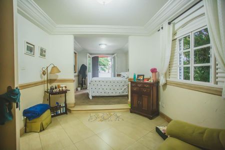 Casa à venda com 500m², 4 quartos e 5 vagasSuíte 3