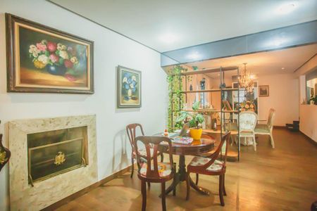 Casa à venda com 500m², 4 quartos e 5 vagasSala de Estar