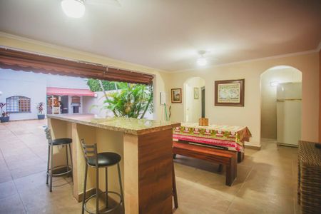 Casa à venda com 500m², 4 quartos e 5 vagasQuintal - Churrasqueira