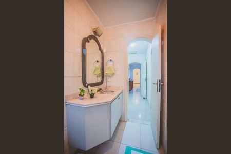 Casa à venda com 500m², 4 quartos e 5 vagasBanheiro 1 