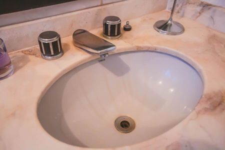 Casa à venda com 500m², 4 quartos e 5 vagasBanheiro 1 