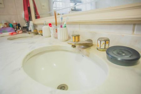 Casa à venda com 500m², 4 quartos e 5 vagasBanheiro Suíte 3