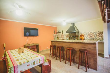 Casa à venda com 500m², 4 quartos e 5 vagasQuintal - Churrasqueira