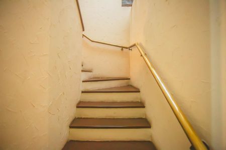 Casa à venda com 500m², 4 quartos e 5 vagasEscadas