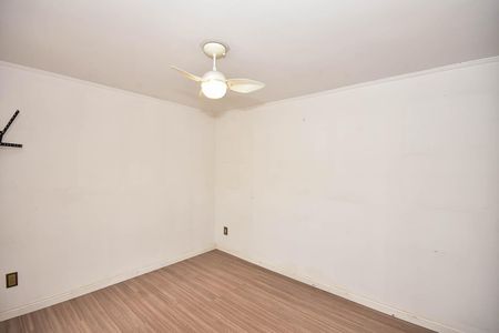 Casa à venda com 300m², 4 quartos e 5 vagas Casa à venda com 300m², 4 quartos e 5 vagasQuarto 3