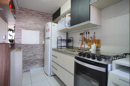 Apartamento à venda com 64m², 2 quartos e 2 vagasCozinha