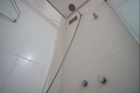 Apartamento à venda com 64m², 2 quartos e 2 vagasBanheiro Social