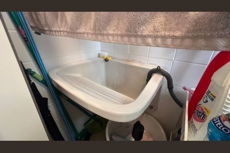 Apartamento à venda com 60m², 1 quarto e 1 vaga Apartamento à venda com 60m², 1 quarto e 1 vagaÁrea de Serviço