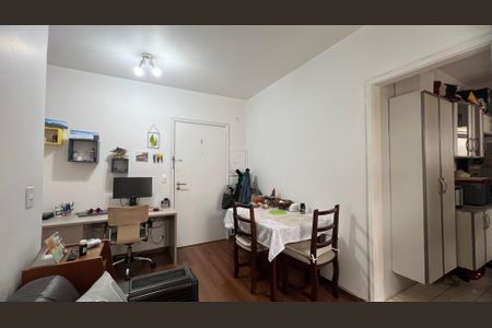 Apartamento à venda com 60m², 1 quarto e 1 vaga Apartamento à venda com 60m², 1 quarto e 1 vagaSala