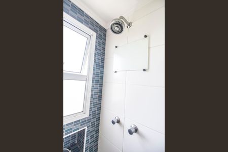 Apartamento à venda com 202m², 3 quartos e 4 vagasBanheiro da Suíte 2