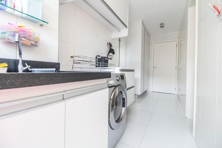 Apartamento à venda com 202m², 3 quartos e 4 vagasÁrea de Serviço