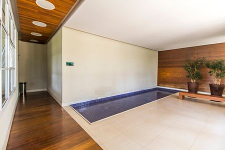 Apartamento à venda com 202m², 3 quartos e 4 vagasHall social