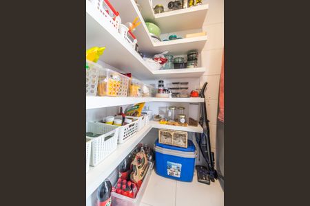 Apartamento à venda com 202m², 3 quartos e 4 vagasDespensa