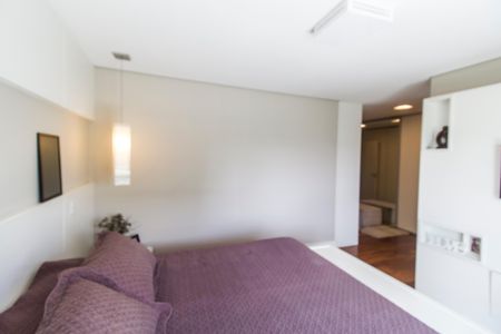 Apartamento à venda com 202m², 3 quartos e 4 vagasSuíte 1