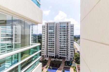 Apartamento à venda com 202m², 3 quartos e 4 vagasVista