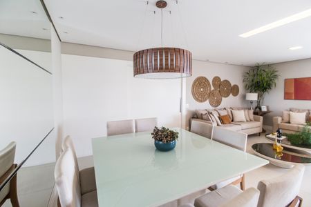 Apartamento à venda com 202m², 3 quartos e 4 vagasSala de Jantar