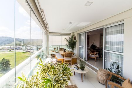 Apartamento à venda com 202m², 3 quartos e 4 vagasÁrea gourmet