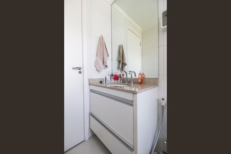 Apartamento à venda com 202m², 3 quartos e 4 vagasBanheiro da Suíte 3