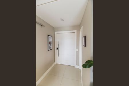 Apartamento à venda com 202m², 3 quartos e 4 vagasEntrada