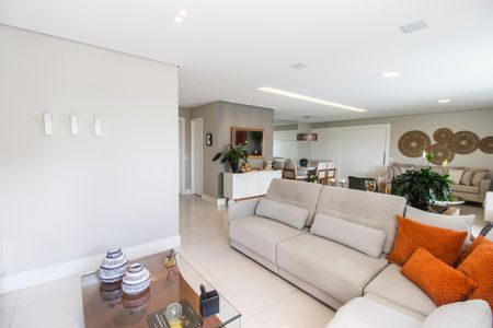 Apartamento à venda com 202m², 3 quartos e 4 vagasSala de TV