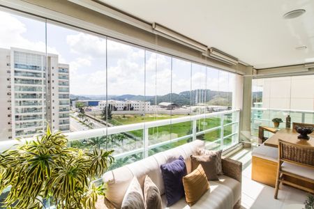 Apartamento à venda com 202m², 3 quartos e 4 vagasÁrea gourmet