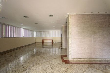Apartamento à venda com 130m², 3 quartos e 2 vagas Apartamento à venda com 130m², 3 quartos e 2 vagasÁrea comum - Salão de festas