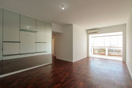 Apartamento à venda com 130m², 3 quartos e 2 vagas Apartamento à venda com 130m², 3 quartos e 2 vagasSala