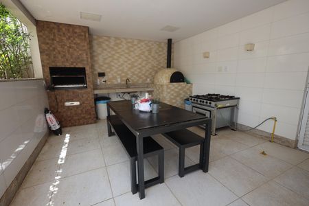 Apartamento à venda com 62m², 2 quartos e 1 vagaÁrea comum - Churrasqueira