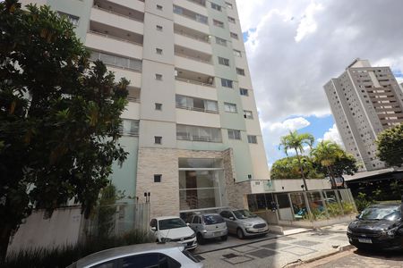 Apartamento à venda com 62m², 2 quartos e 1 vagaFachada e portaria