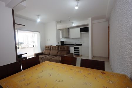 Apartamento à venda com 62m², 2 quartos e 1 vagaSala