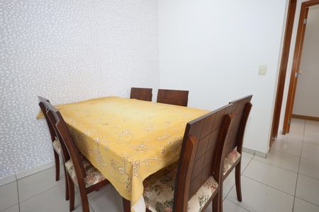 Apartamento à venda com 62m², 2 quartos e 1 vagaSala de Jantar