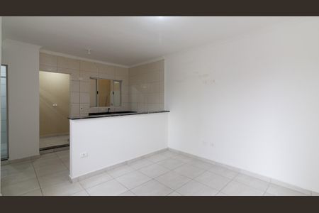 Casa para alugar com 36m², 1 quarto e sem vaga Casa para alugar com 36m², 1 quarto e sem vagaSala