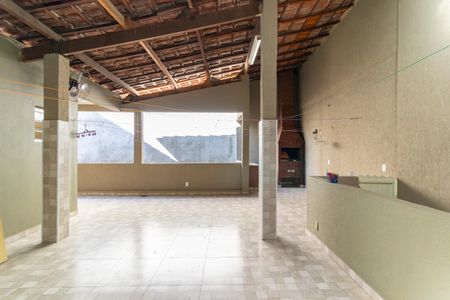 Casa à venda com 263m², 3 quartos e 2 vagasÁrea Externa